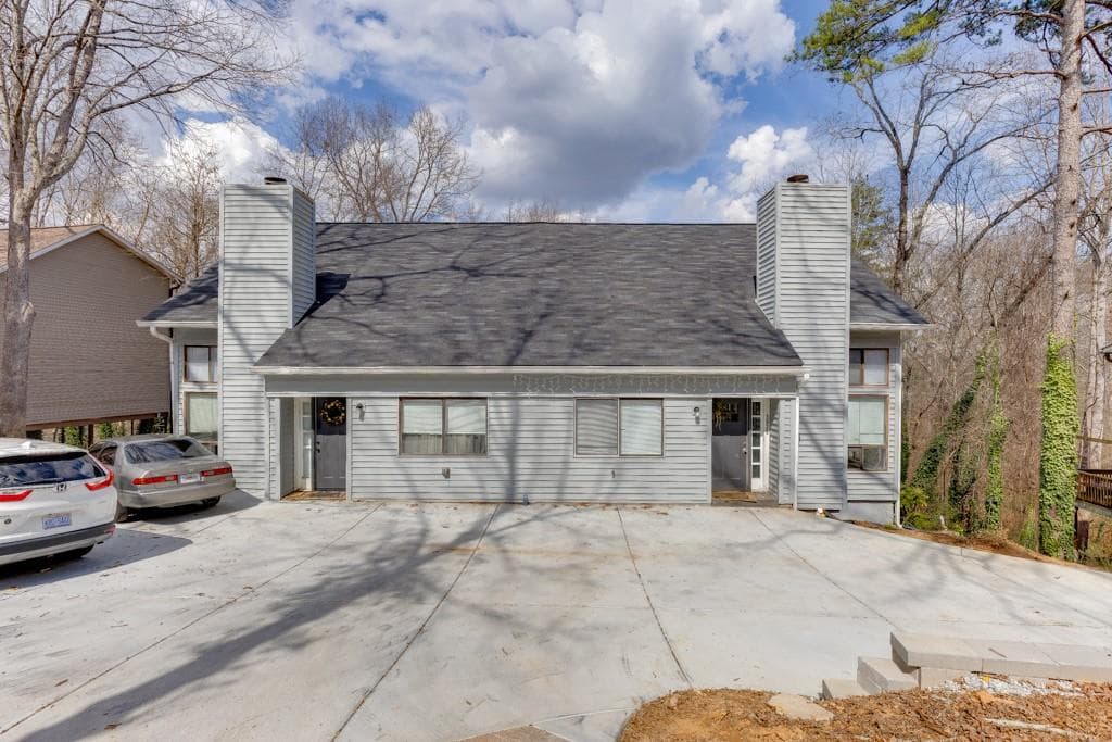 duplex for sale at 3932 Darryl Lane, Gainesville, GA 30506