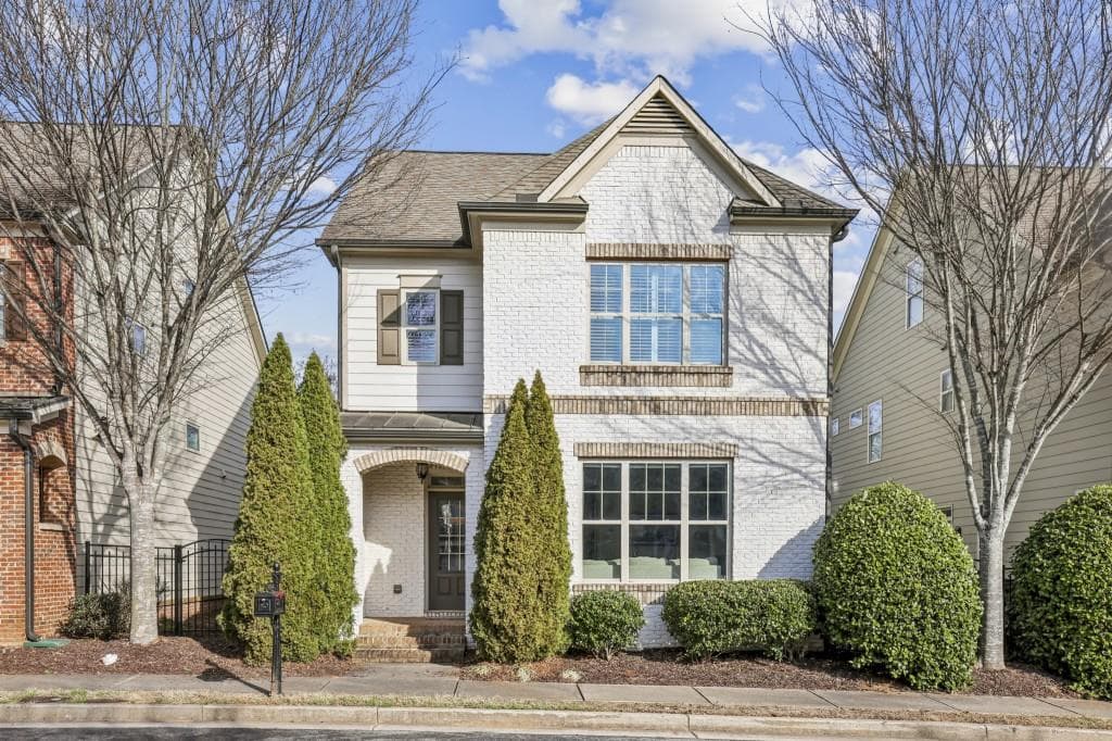 7895 Crownpoint Drive, Alpharetta, GA 30005 — most recent listing photo