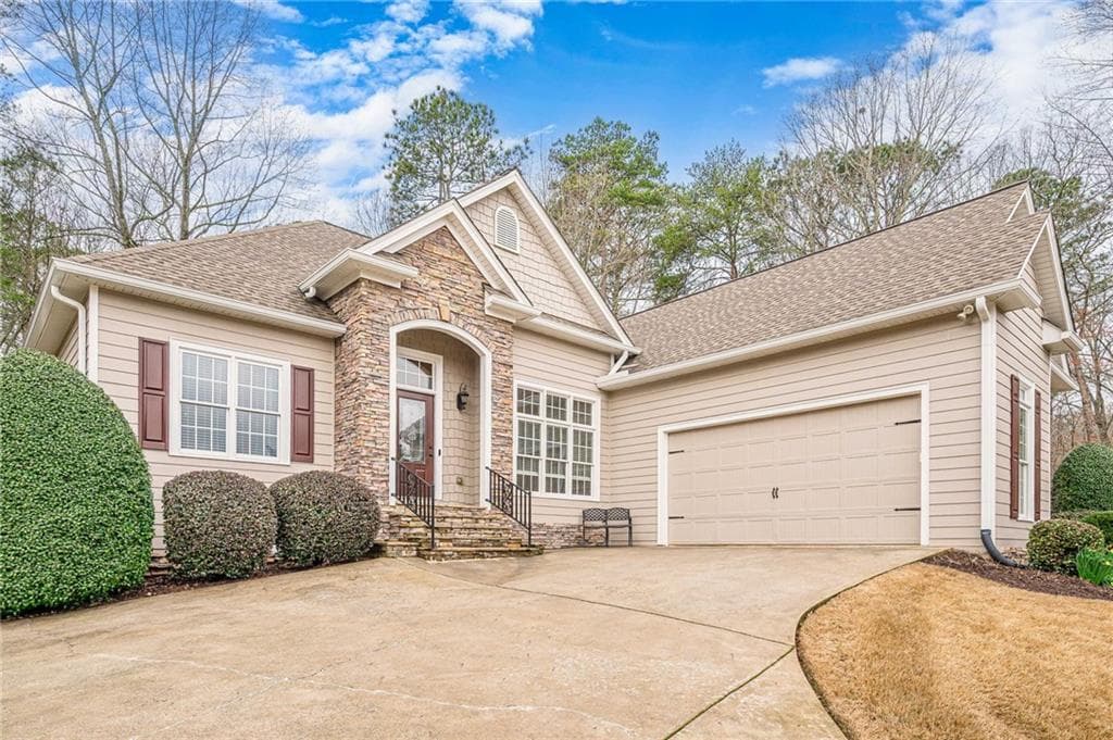 4 bedroom, 2 bathroom, 2,192 sq ft single family residence sold at 401 Oakwind Drive, Canton, GA 30114
