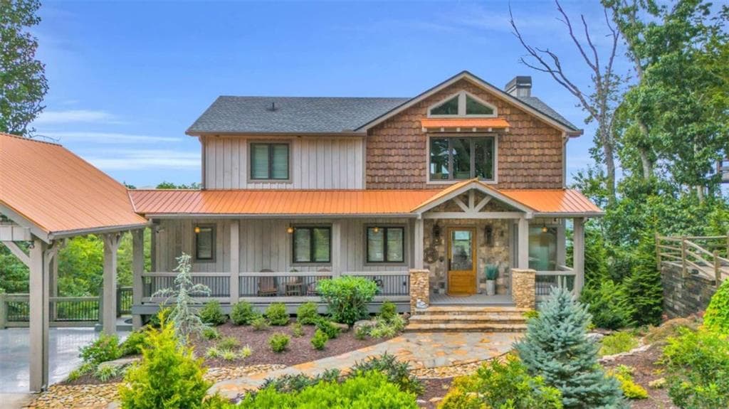3 bedroom, 5 bathroom, 4,800 sq ft single family residence under contract at 540 Overlook Drive, Blue Ridge, GA 30513 — photo 4