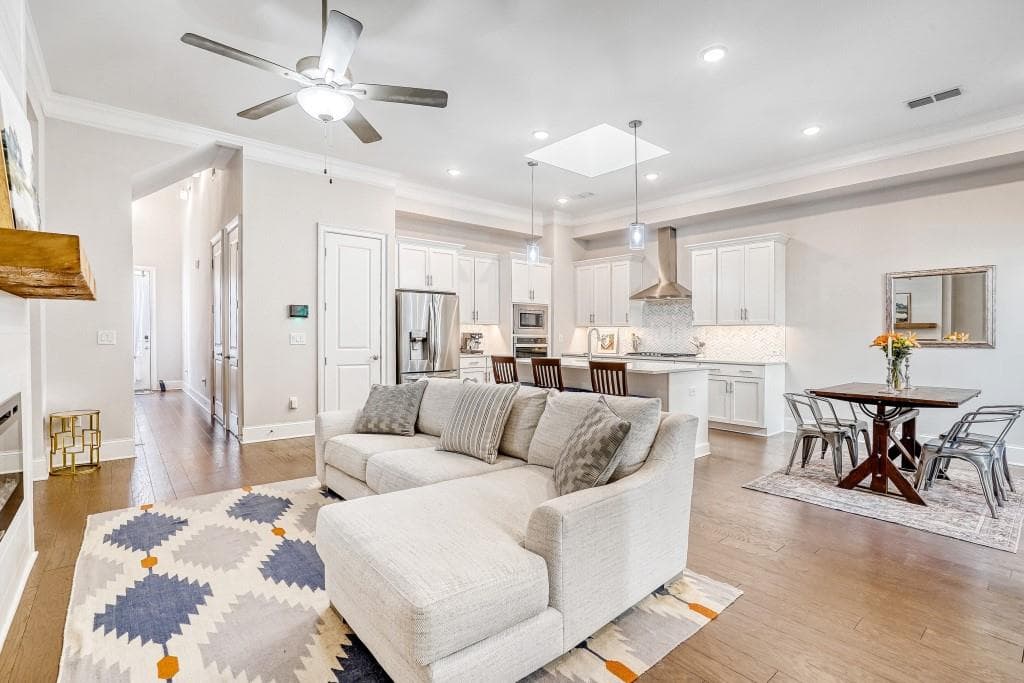 3 bedroom, 4 bathroom, 2,628 sq ft single family residence for sale at 642 Stickley Oak Way, Woodstock, GA 30189 — photo 9