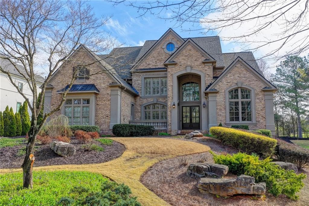 6 bedroom, 10 bathroom, 10,321 sq ft single family residence under contract at 3229 Carmichael Place, Duluth, GA 30097 — photo 6
