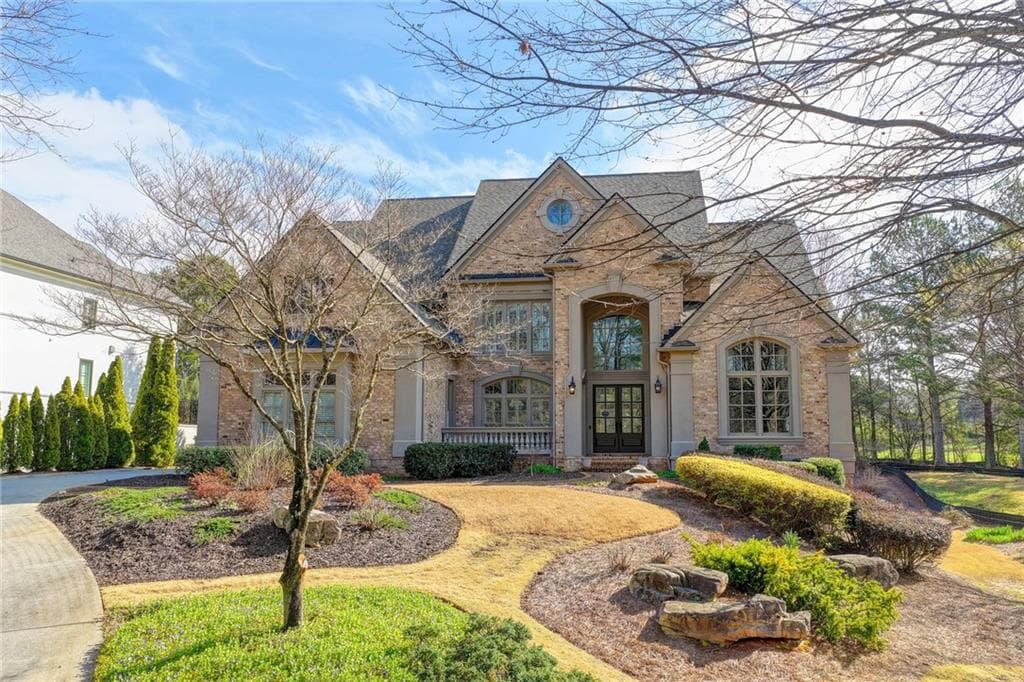 6 bedroom, 10 bathroom, 10,321 sq ft single family residence under contract at 3229 Carmichael Place, Duluth, GA 30097 — photo 8