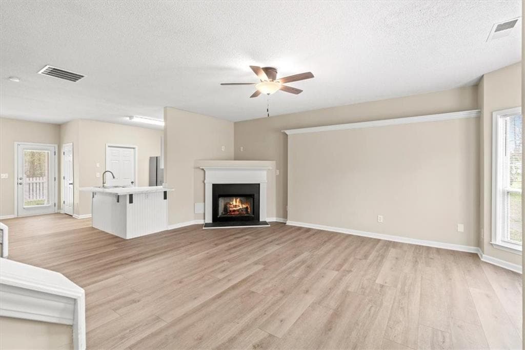 2 bedroom, 3 bathroom, 1,492 sq ft townhouse sold at 4901 Robinson Square Drive, Acworth, GA 30101