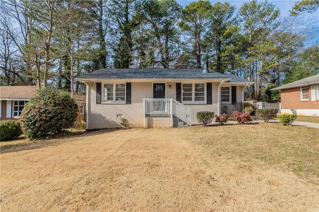 3 bedroom, 2 bathroom, 952 sq ft single family residence under contract at 1255 Glen Forest Way, Decatur, GA 30032