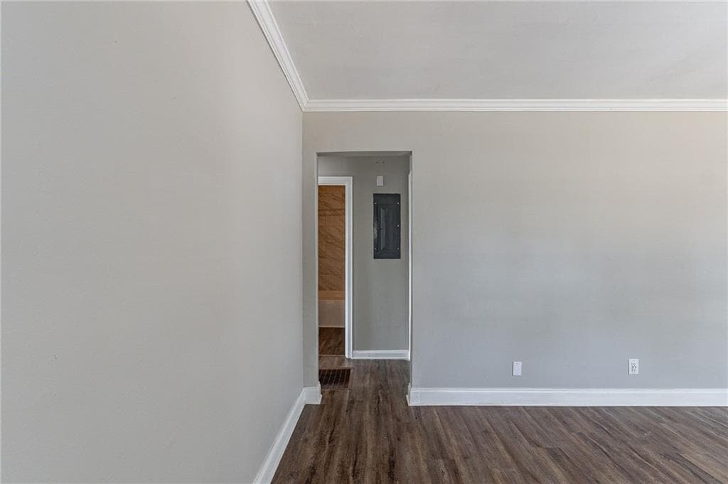 3 bedroom, 2 bathroom, 952 sq ft single family residence under contract at 1255 Glen Forest Way, Decatur, GA 30032 — photo 8