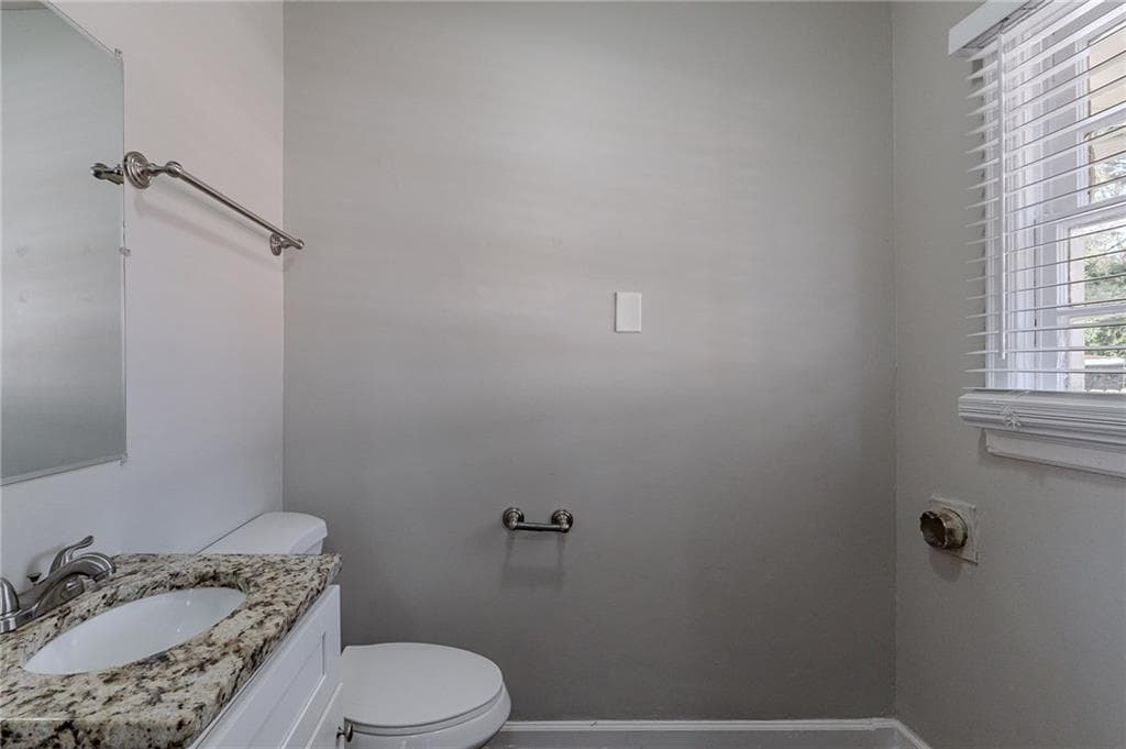 3 bedroom, 2 bathroom, 952 sq ft single family residence under contract at 1255 Glen Forest Way, Decatur, GA 30032 — photo 9