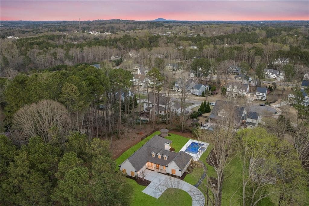 3 bedroom, 3 bathroom, 2,481 sq ft single family residence sold at 15445 Thorntree Run, Milton, GA 30004