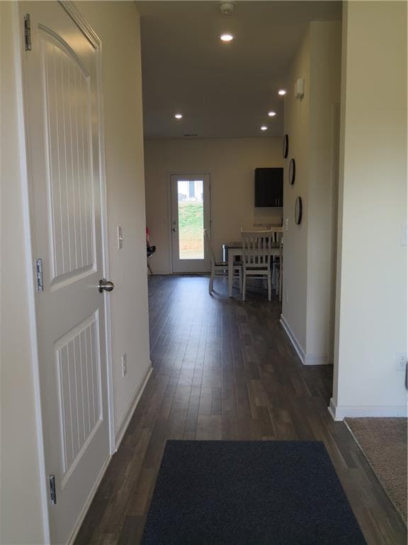 4 bedroom, 3 bathroom, 2,088 sq ft single family residence for sale at 212 Addison Drive, Cartersville, GA 30120 — photo 3