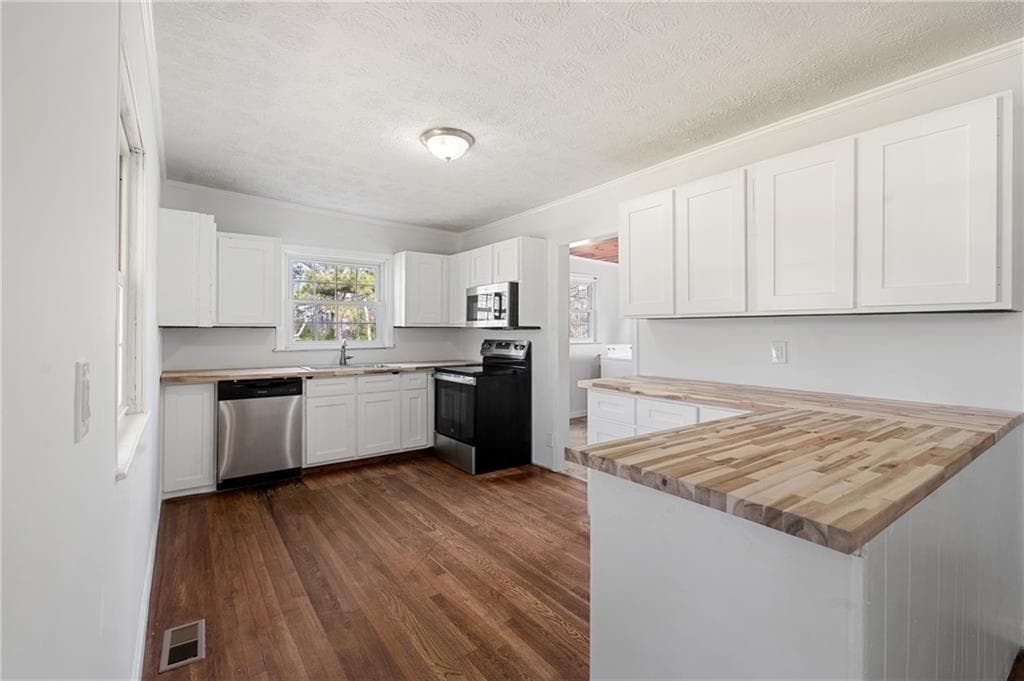 3 bedroom, 2 bathroom, 1,296 sq ft single family residence under contract at 173 Winndale Road, Dallas, GA 30157 — photo 3
