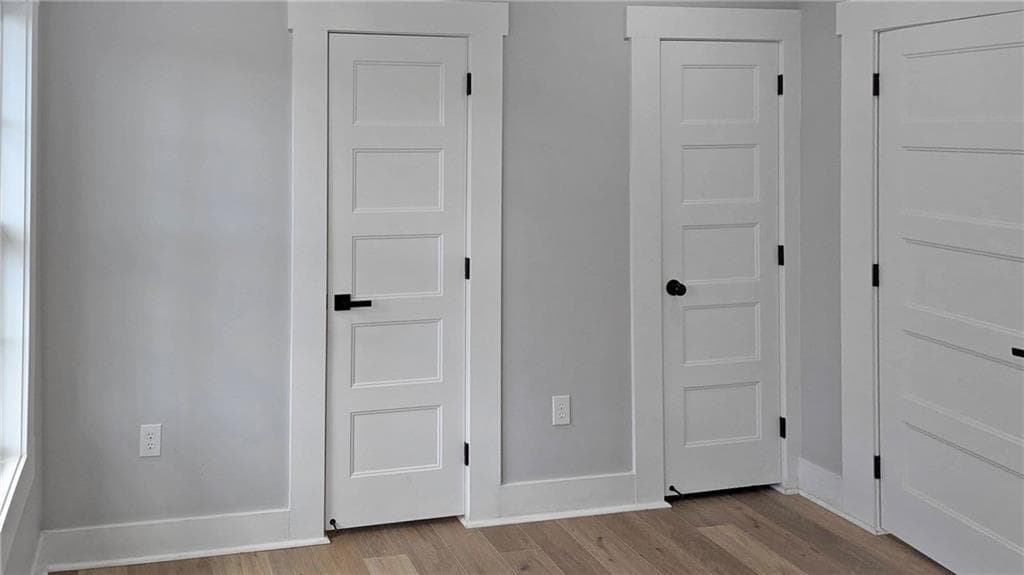 5 bedroom, 4 bathroom, 1,768 sq ft single family residence for sale at 1576 Lakewood Avenue, Atlanta, GA 30315 — photo 5