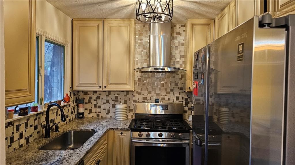 3 bedroom, 2 bathroom, 1,302 sq ft condominium for sale at 1807 Ashborough Circle C, Marietta, GA 30067 — photo 4