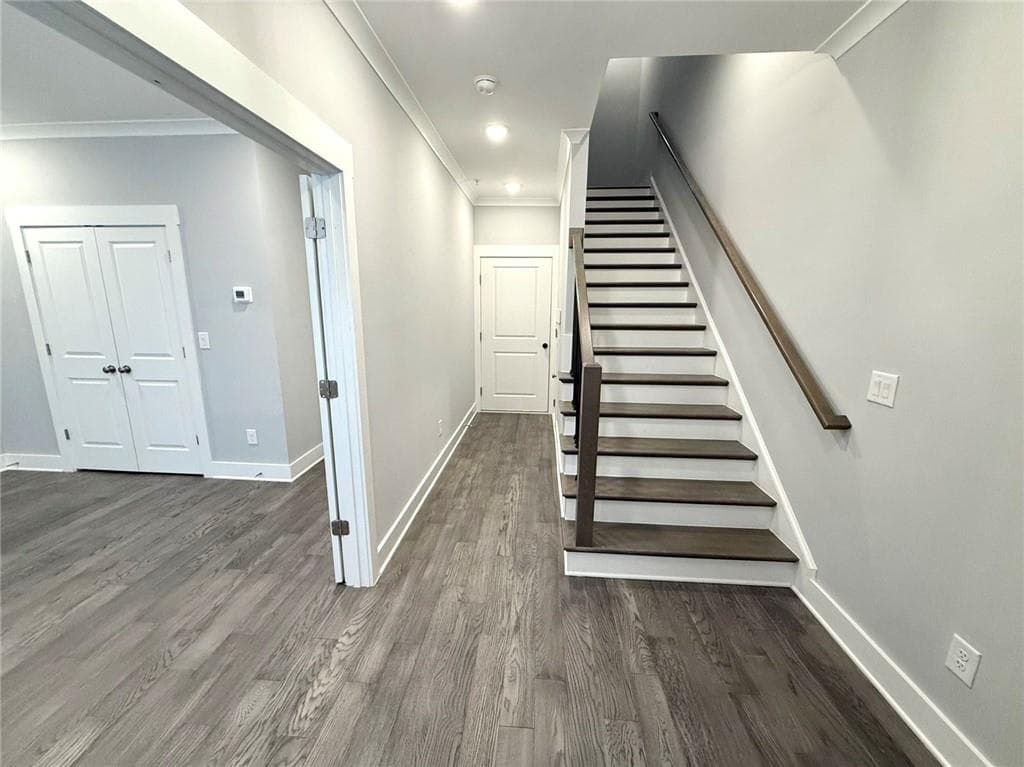 3 bedroom, 4 bathroom, 2,298 sq ft townhouse for sale at 1031 Robert Smalls Way, Atlanta, GA 30318 — photo 4