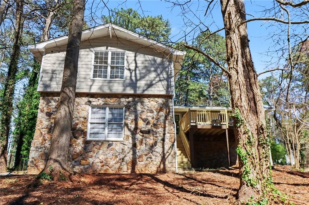 4820 Banner Elk Drive, Stone Mountain, GA 30083 — most recent listing photo