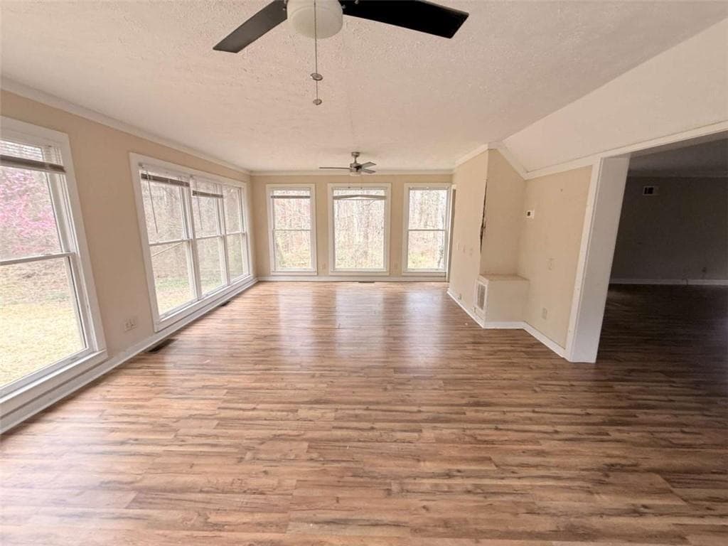 3 bedroom, 3 bathroom, 1,815 sq ft single family residence for sale at 4629 South Woodlake Lane, Conyers, GA 30013 — photo 6