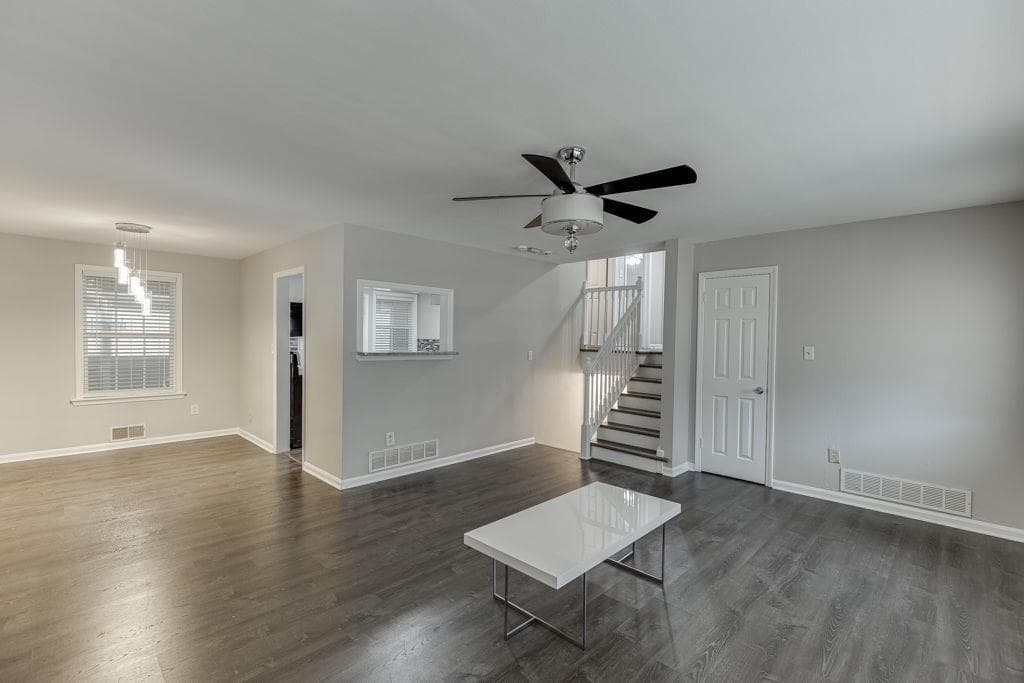 4 bedroom, 3 bathroom, 2,831 sq ft single family residence for sale at 206 College Circle, Athens, GA 30605 — photo 8