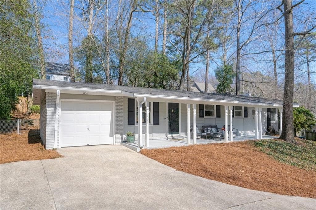 3 bedroom, 2 bathroom, 1,323 sq ft single family residence sold at 1502 Bubbling Creek Road NE Road, Brookhaven, GA 30319