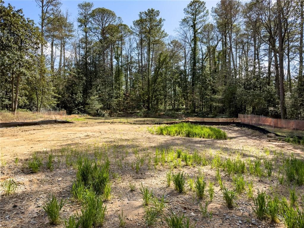 single family residence for sale at 386 King Road, Atlanta, GA 30342 — photo 5