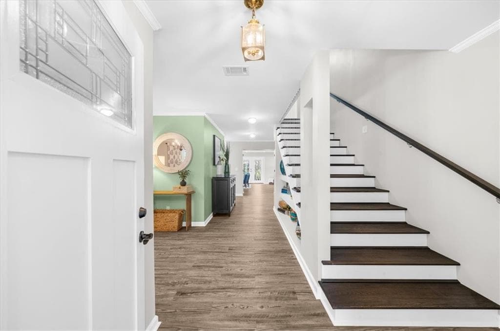 4 bedroom, 3 bathroom, 3,200 sq ft single family residence for sale at 250 W Peachtree Street, Norcross, GA 30071 — photo 7
