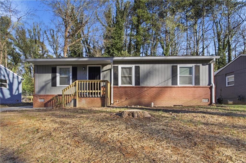 3 bedroom, 1 bathroom, 1,050 sq ft single family residence for sale at 333 Argus Circle, Atlanta, GA 30331