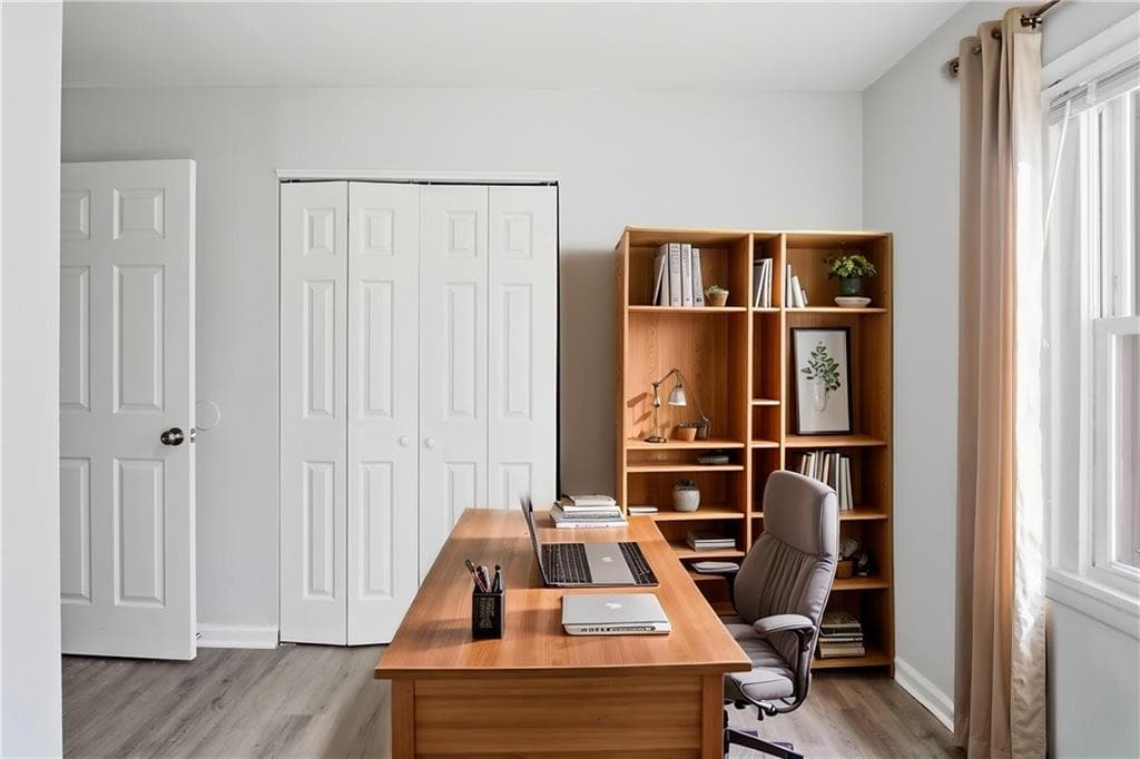 3 bedroom, 1 bathroom, 1,050 sq ft single family residence for sale at 333 Argus Circle, Atlanta, GA 30331 — photo 6