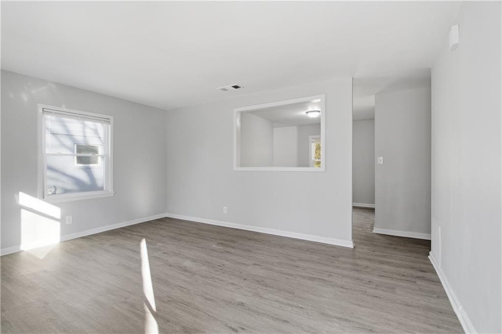 3 bedroom, 1 bathroom, 1,050 sq ft single family residence for sale at 333 Argus Circle, Atlanta, GA 30331 — photo 10