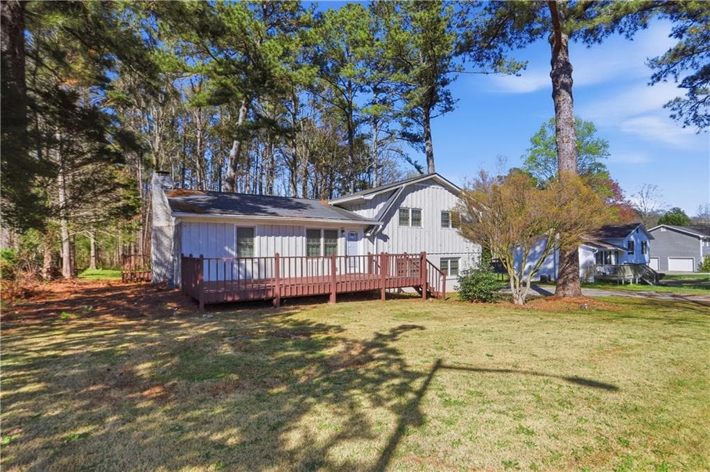 3 bedroom, 2 bathroom, 2,000 sq ft single family residence for sale at 4716 Cheri Lynn Road, Acworth, GA 30101 — photo 2