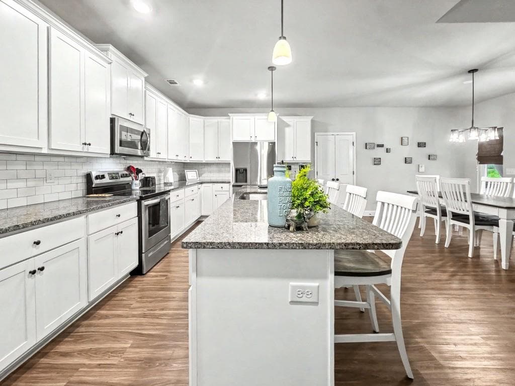3 bedroom, 2 bathroom, 1,893 sq ft single family residence for sale at 453 Mulberry Rock Road, Temple, GA 30179 — photo 7