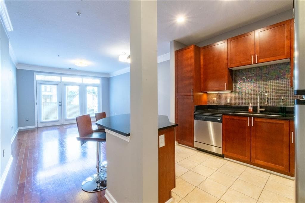 1 bedroom, 1 bathroom, 750 sq ft condominium for sale at 400 17th Street 2118, Atlanta, GA 30363 — photo 4