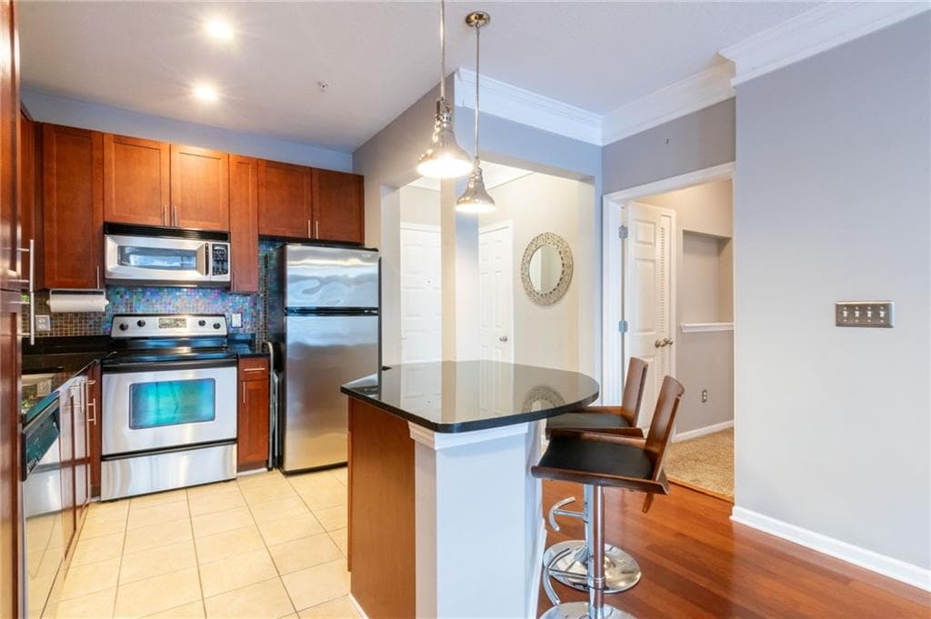 1 bedroom, 1 bathroom, 750 sq ft condominium for sale at 400 17th Street 2118, Atlanta, GA 30363 — photo 9