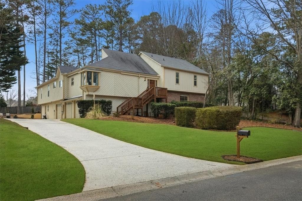 7 bedroom, 6 bathroom, 4,357 sq ft single family residence sold at 3269 Rangers Gate, Marietta, GA 30062