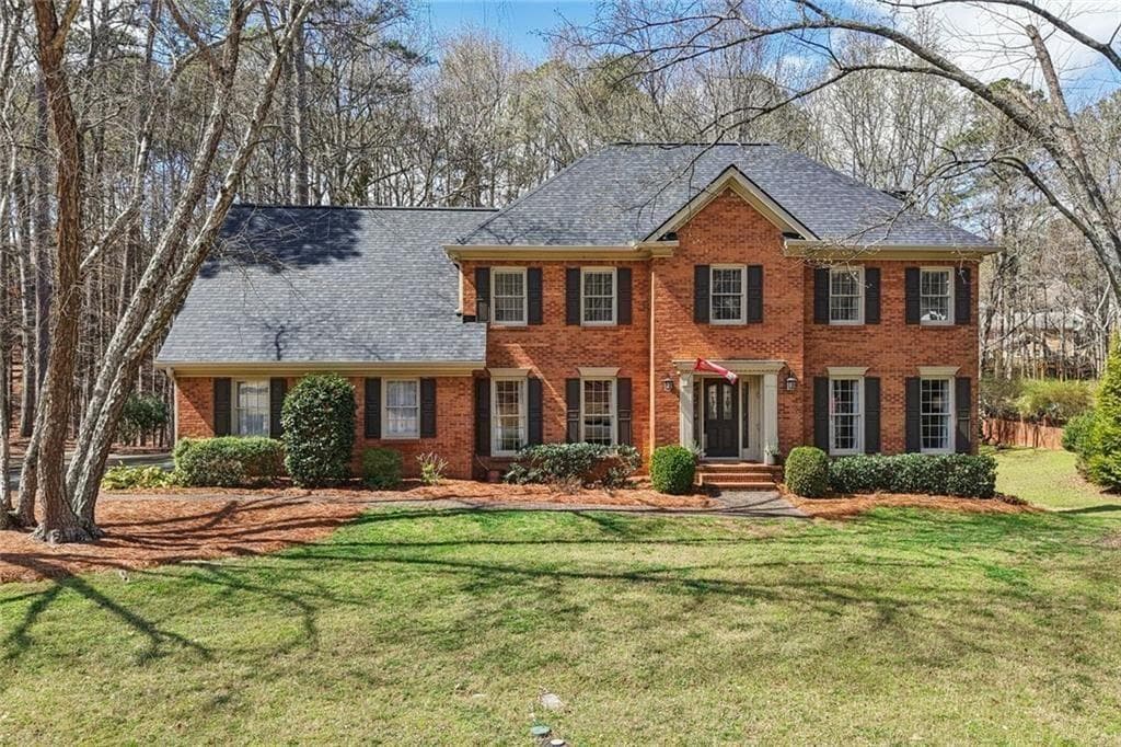 8900 Glen Ferry Drive, Johns Creek, GA 30022 — most recent listing photo