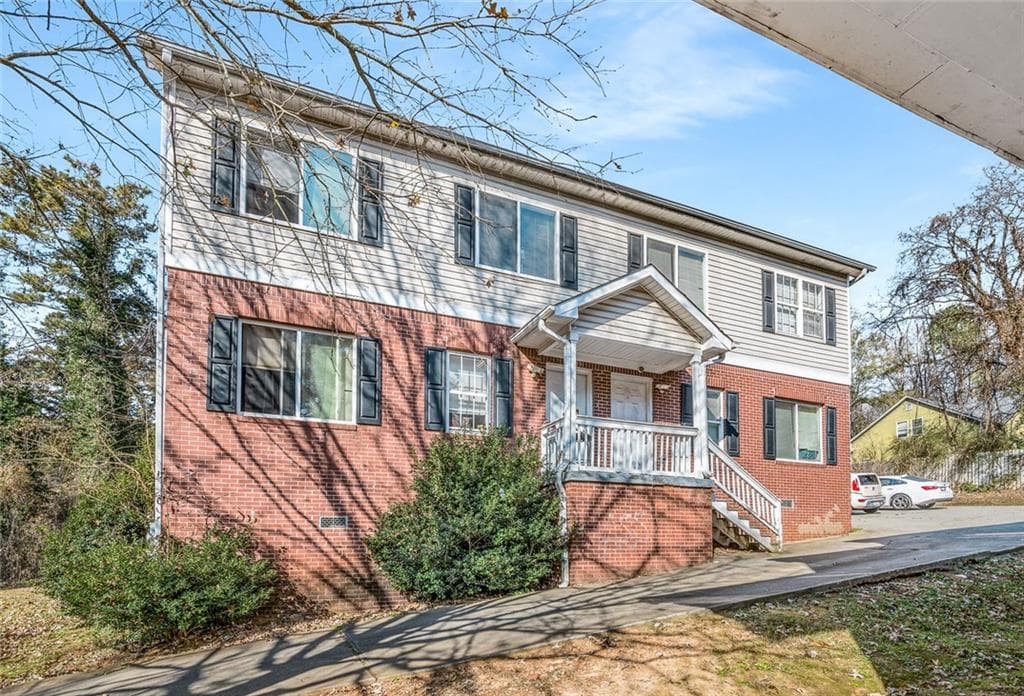 2045 Lois Place, Atlanta, GA 30318 — most recent listing photo