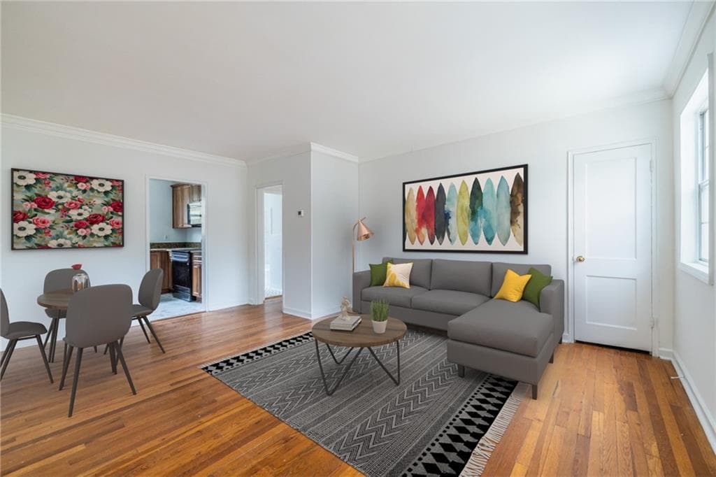 2 bedroom, 1 bathroom, 896 sq ft condominium sold at 417 Willow Lane 2, Decatur, GA 30030