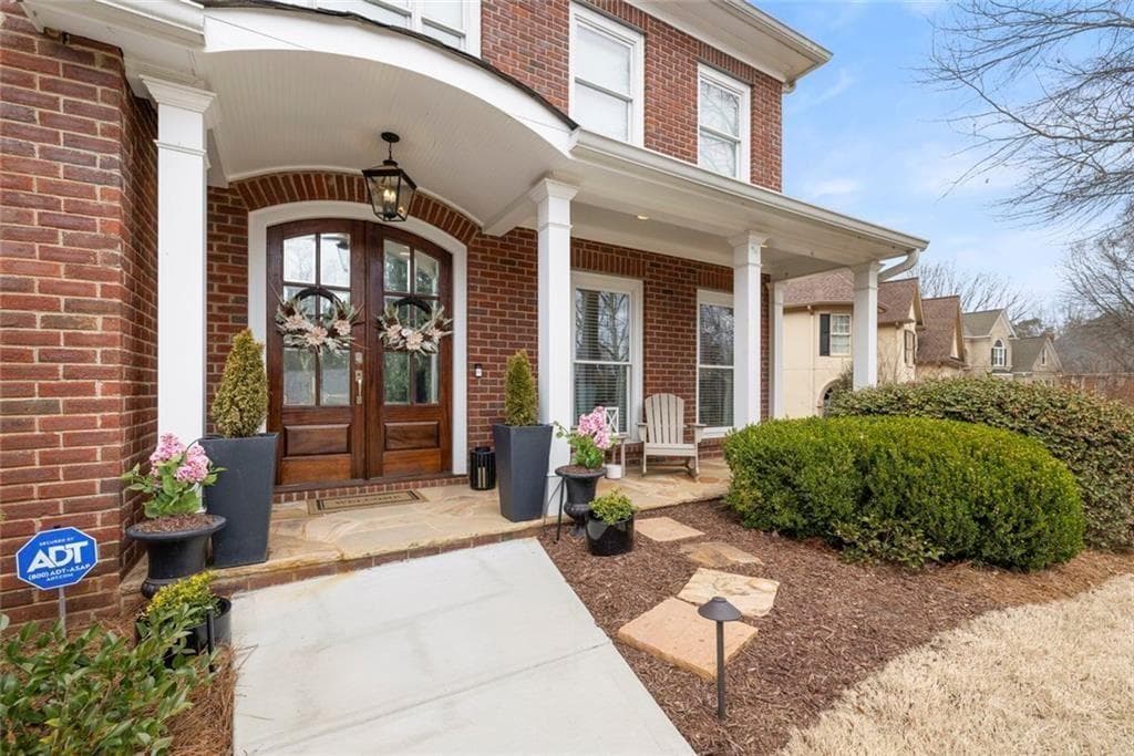 9310 Nesbit Lakes Drive, Alpharetta, GA 30022 — most recent listing photo