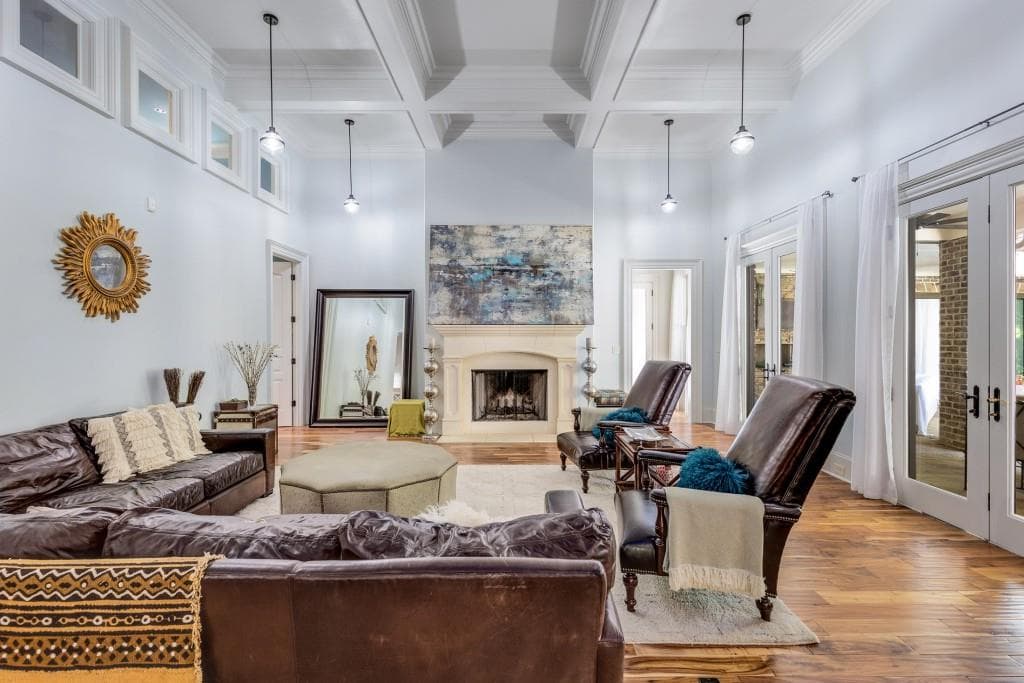 6 bedroom, 8 bathroom, 6,515 sq ft single family residence under contract at 1060 Canter Road, Atlanta, GA 30324 — photo 4