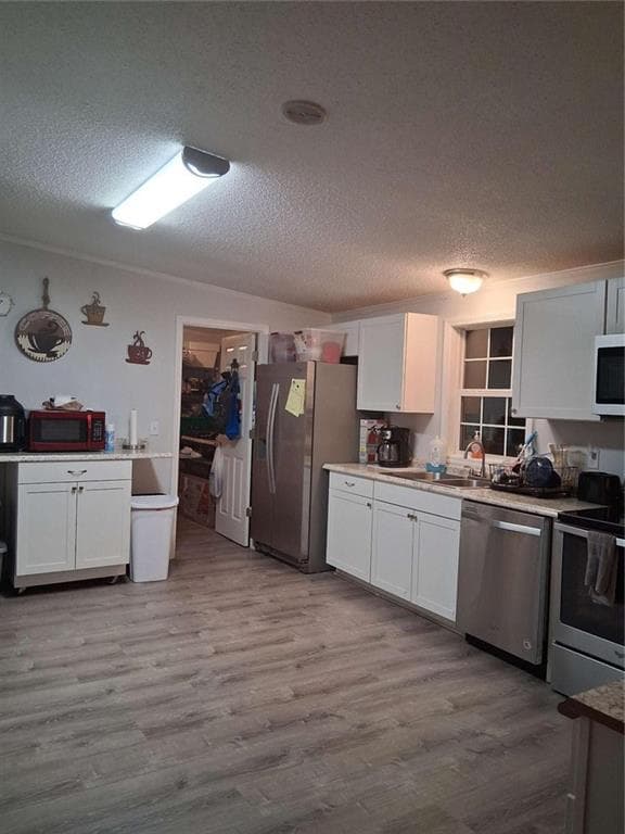 4 bedroom, 2 bathroom, 2,176 sq ft single family residence for sale at 1170 River Woods Drive, Madison, GA 30650 — photo 6