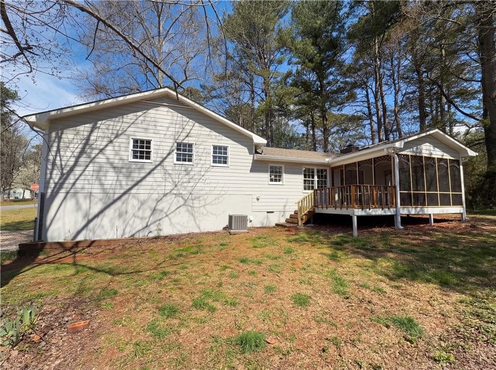 3 bedroom, 2 bathroom, 1,380 sq ft single family residence for sale at 2006 Chelsea Lane, Acworth, GA 30102 — photo 5