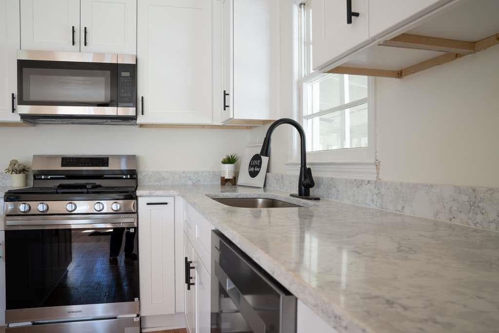 3 bedroom, 2 bathroom, 1,700 sq ft single family residence for sale at 317 Jackson Street, Cartersville, GA 30120 — photo 10