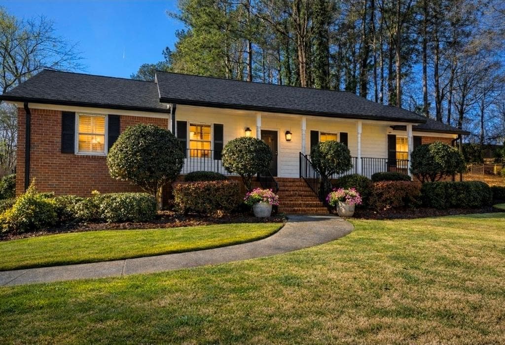 2752 Saddle Ridge Lake Drive, Marietta, GA 30062 — most recent listing photo