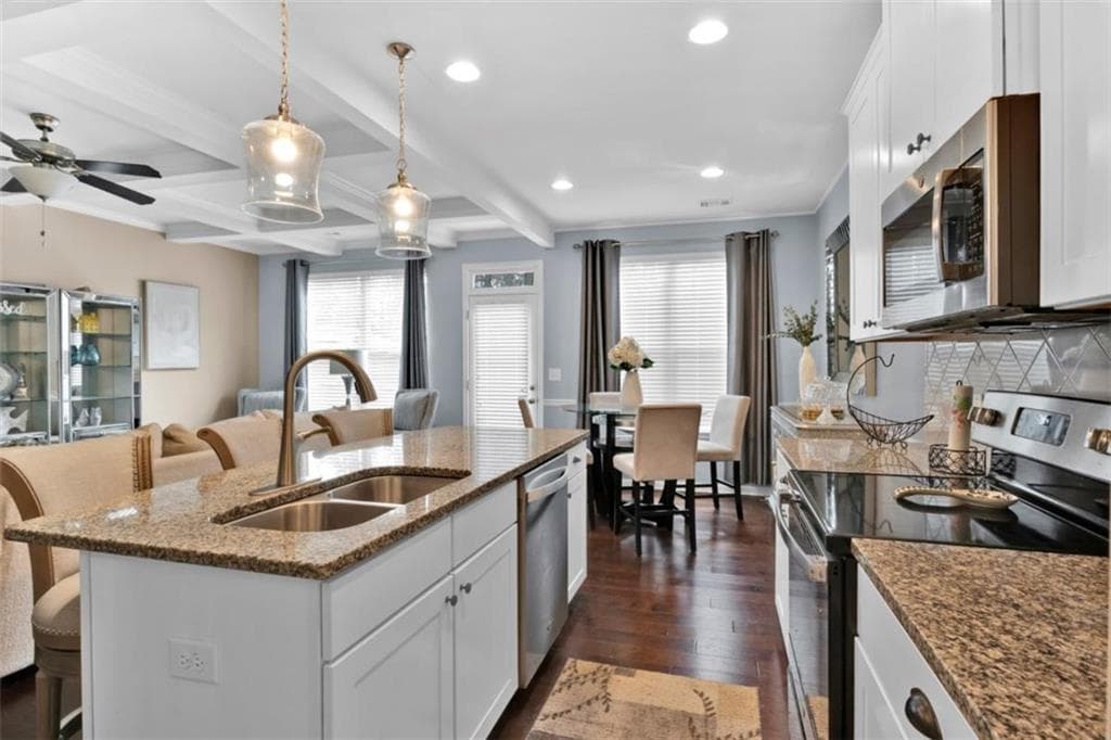 3 bedroom, 3 bathroom, 1,792 sq ft townhouse under contract at 2805 Ellis Pointe Avenue, Conyers, GA 30094 — photo 3