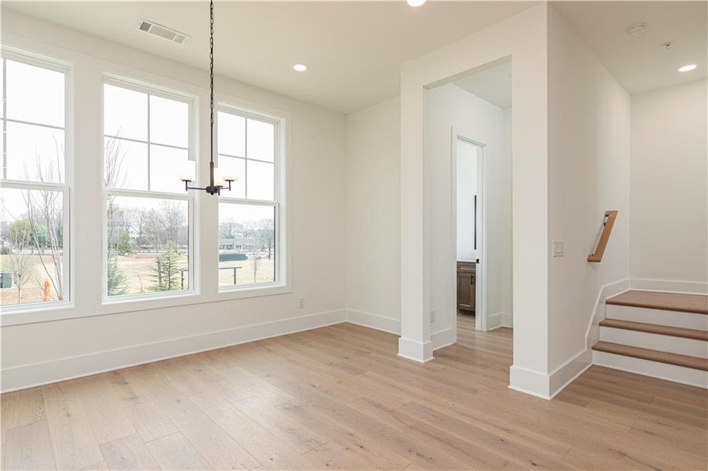 3 bedroom, 4 bathroom, 2,700 sq ft townhouse under contract at 5013 Hartwell Place, Alpharetta, GA 30009 — photo 5