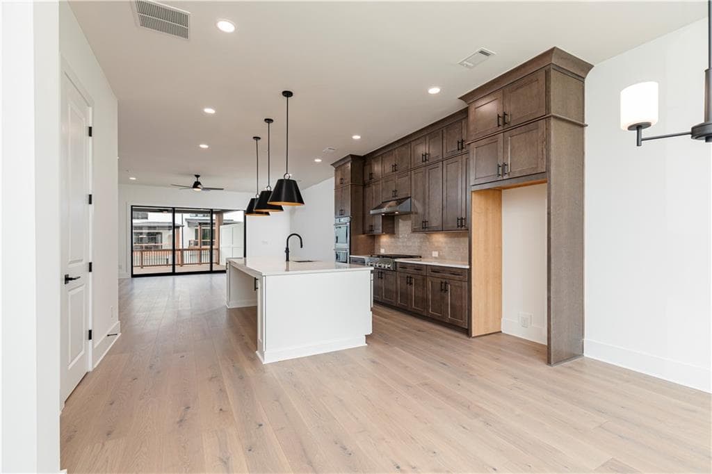 3 bedroom, 4 bathroom, 2,700 sq ft townhouse under contract at 5013 Hartwell Place, Alpharetta, GA 30009 — photo 7