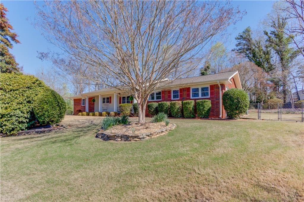 4 bedroom, 3 bathroom, 2,737 sq ft single family residence sold at 3410 Maynard Circle, Gainesville, GA 30506