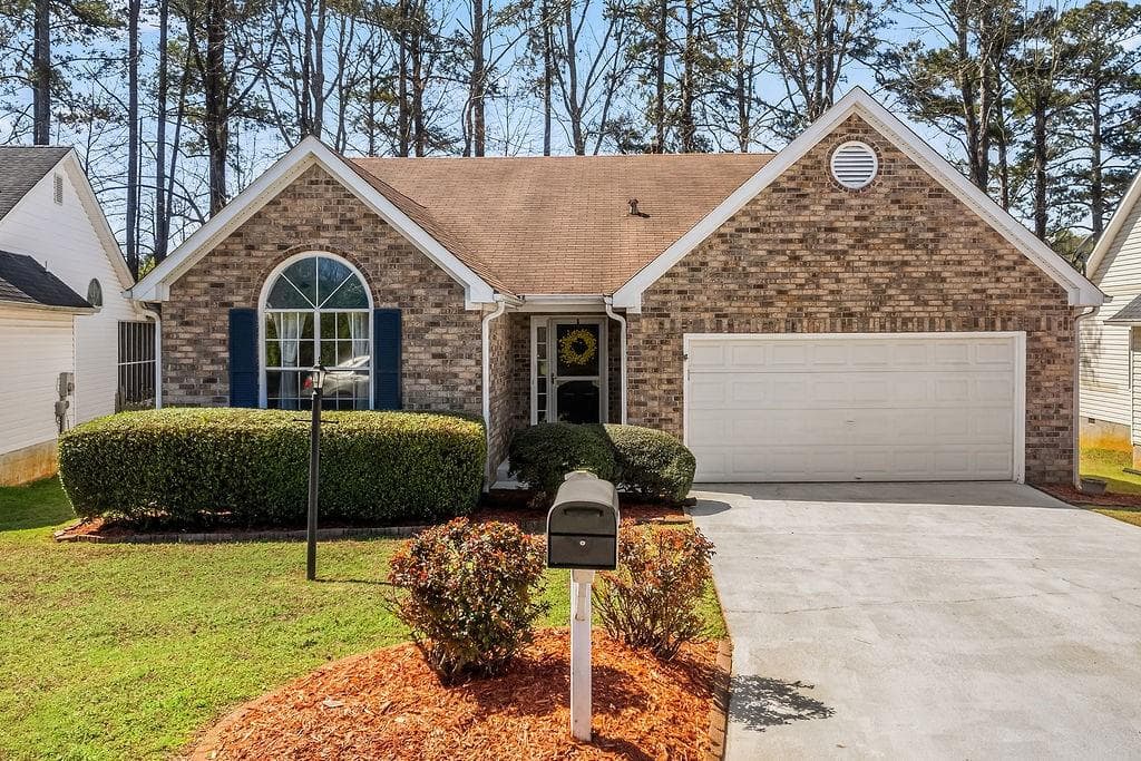117 Greentree Drive, Newnan, GA 30265 — most recent listing photo