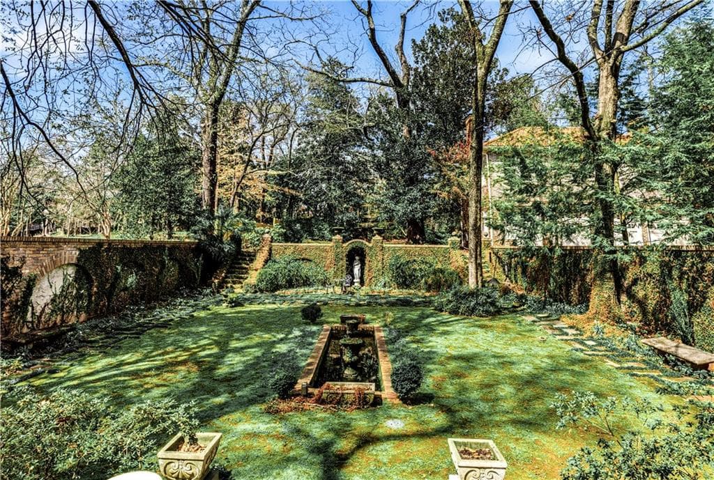 7 bedroom, 6 bathroom, 8,304 sq ft single family residence for sale at 794 Springdale Road, Atlanta, GA 30306 — photo 6