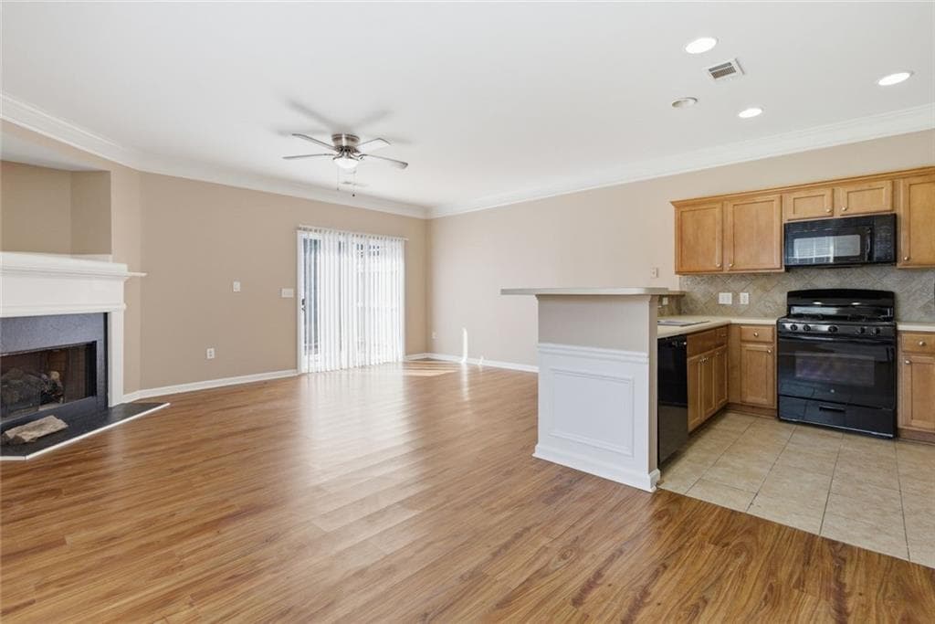 3 bedroom, 3 bathroom, 1,522 sq ft townhouse for sale at 804 Arbor Gate Lane, Lawrenceville, GA 30044 — photo 8