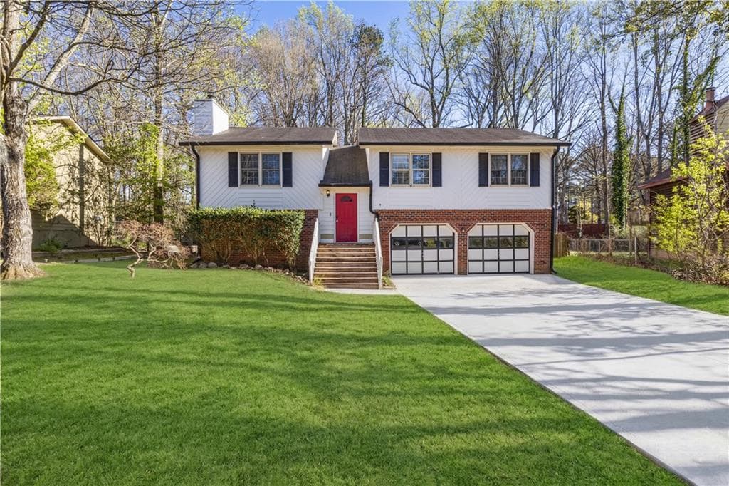 3 bedroom, 3 bathroom, 2,016 sq ft single family residence sold at 3878 Trenton Drive, Snellville, GA 30039