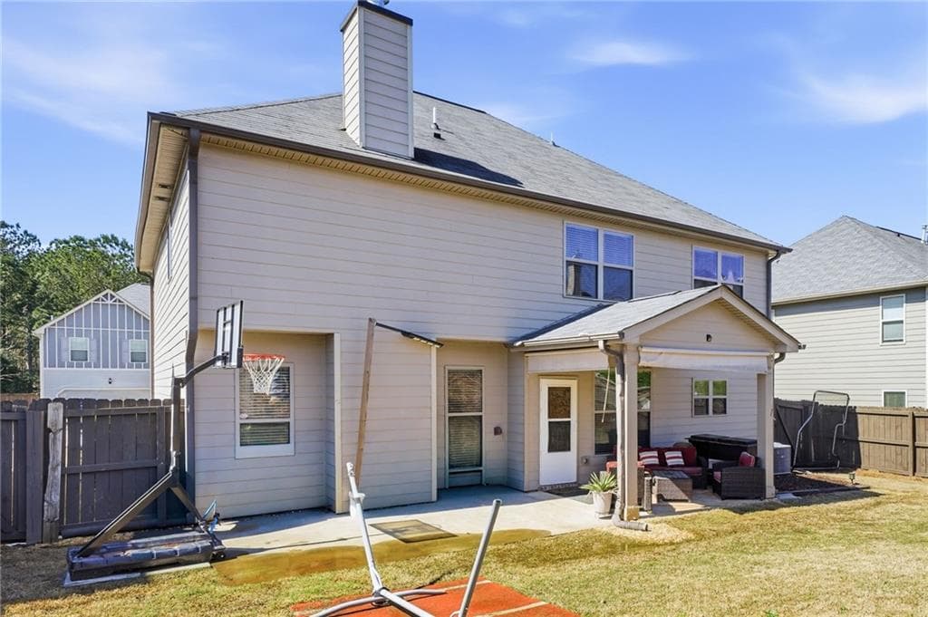 4 bedroom, 3 bathroom, 2,564 sq ft single family residence for sale at 1112 Deadwood Trail, Loganville, GA 30052 — photo 4