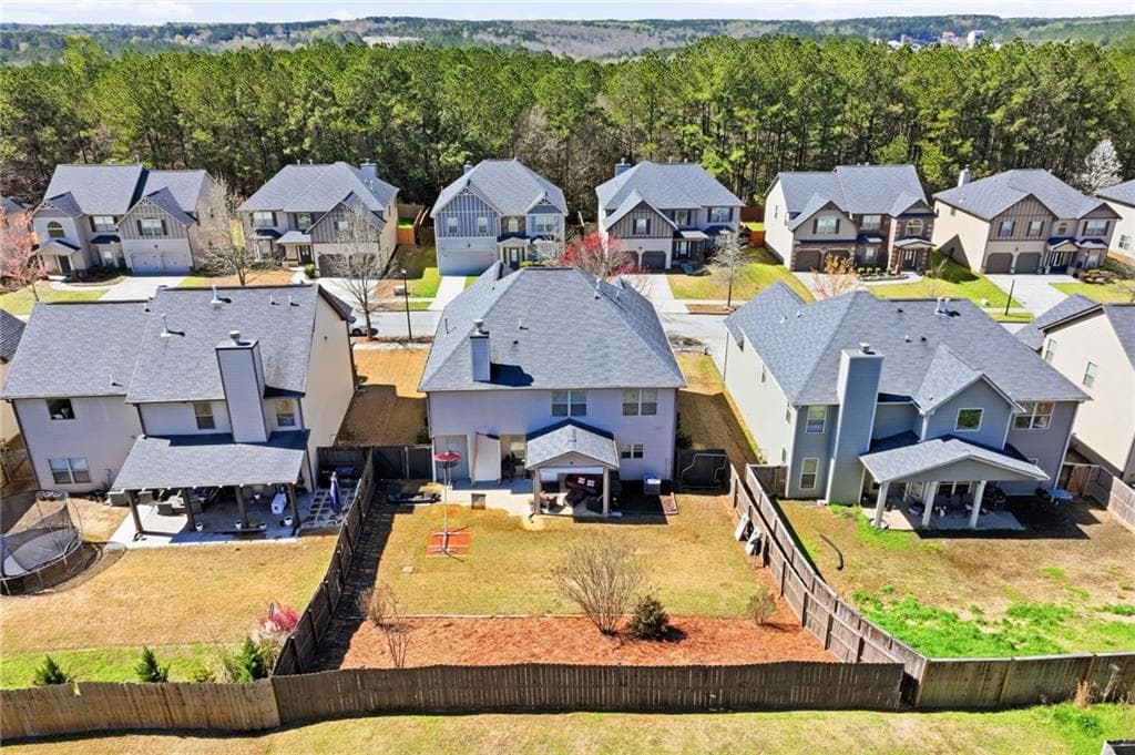 4 bedroom, 3 bathroom, 2,564 sq ft single family residence for sale at 1112 Deadwood Trail, Loganville, GA 30052 — photo 9